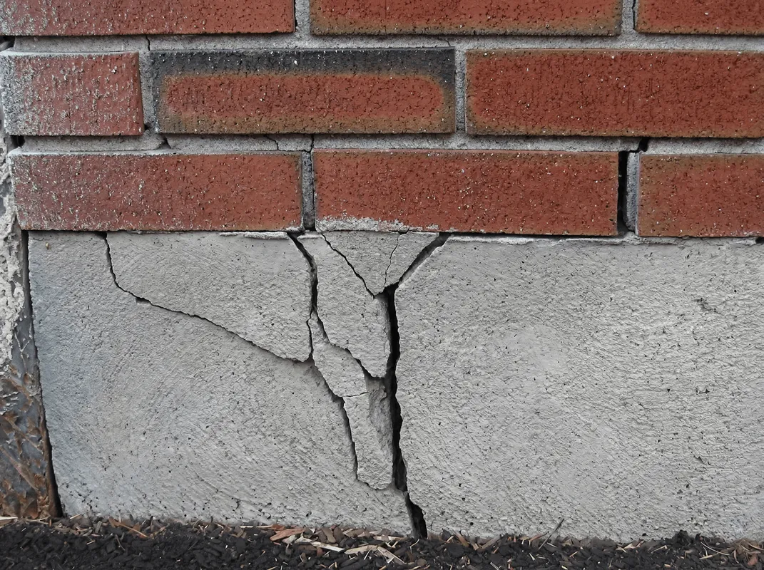 Concrete foundation with serious structural damage in West Palm Beach, FL