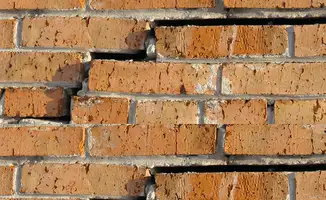 Brick wall with serious structural damage in West Palm Beach, FL